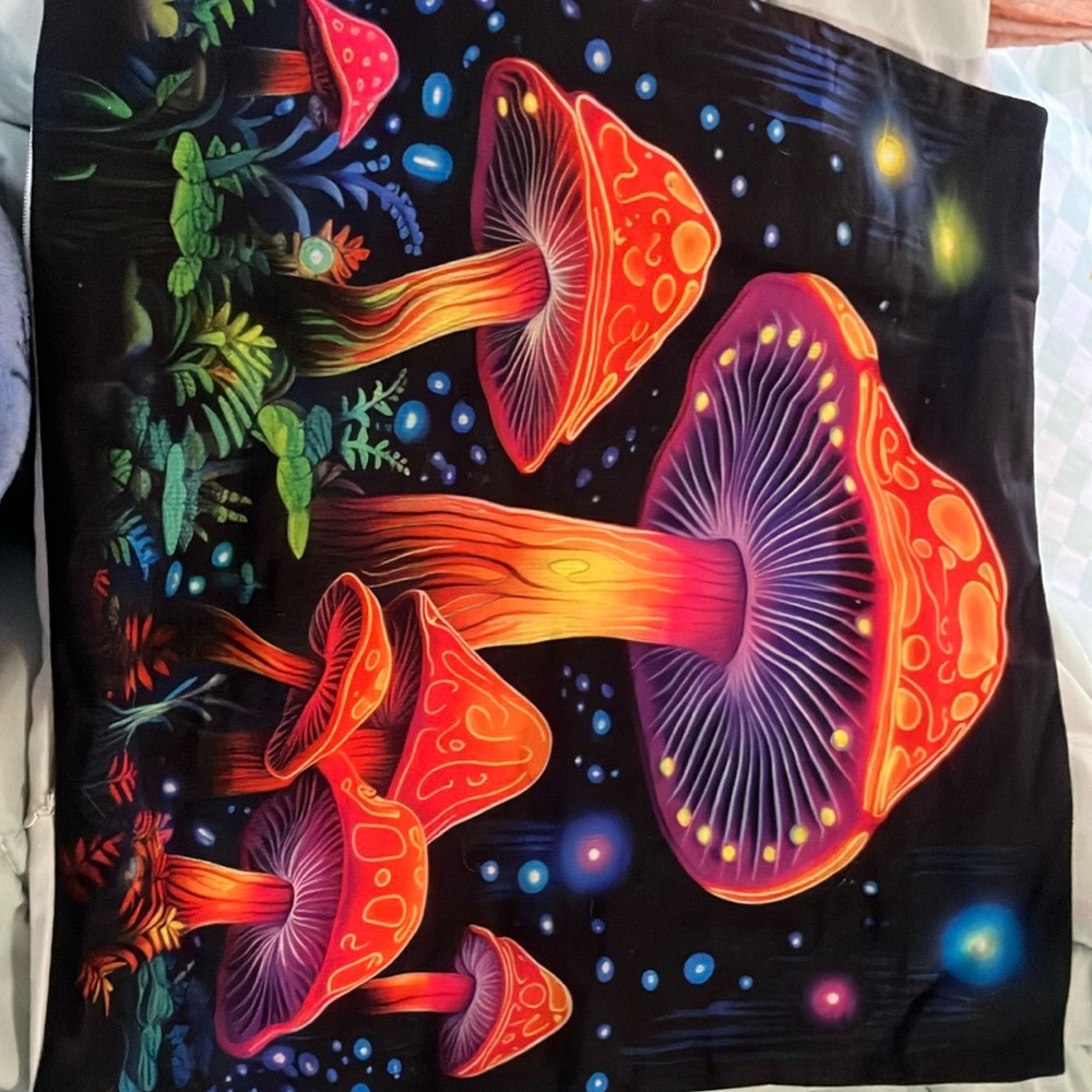Vibrant Mushroom Tapestry Wall Decor